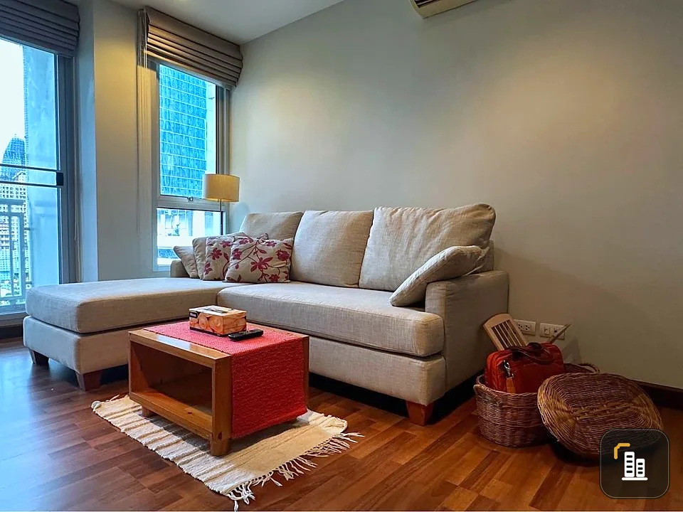 For rent: Centric Scene Phahon Yothin 9, spacious room, complete set of furniture, beautiful view, very good atmosphere, must arrange it!