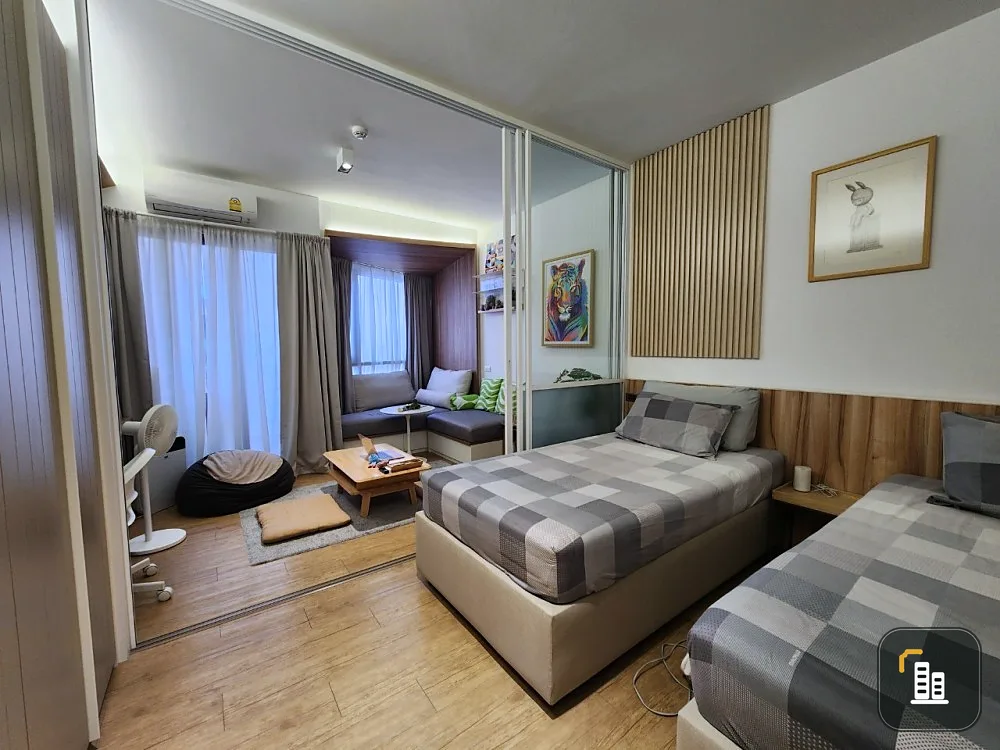 Urgent sale!! Condo Triple Y Residence, 25th floor, beautiful room, fully furnished, ready to move in, good price, don't miss it!!