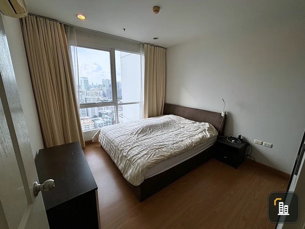 Condo for sale, The Complete Ratchaprarop, 25th floor, Santiphap Park view, comes with facilities, hurry and book now.
