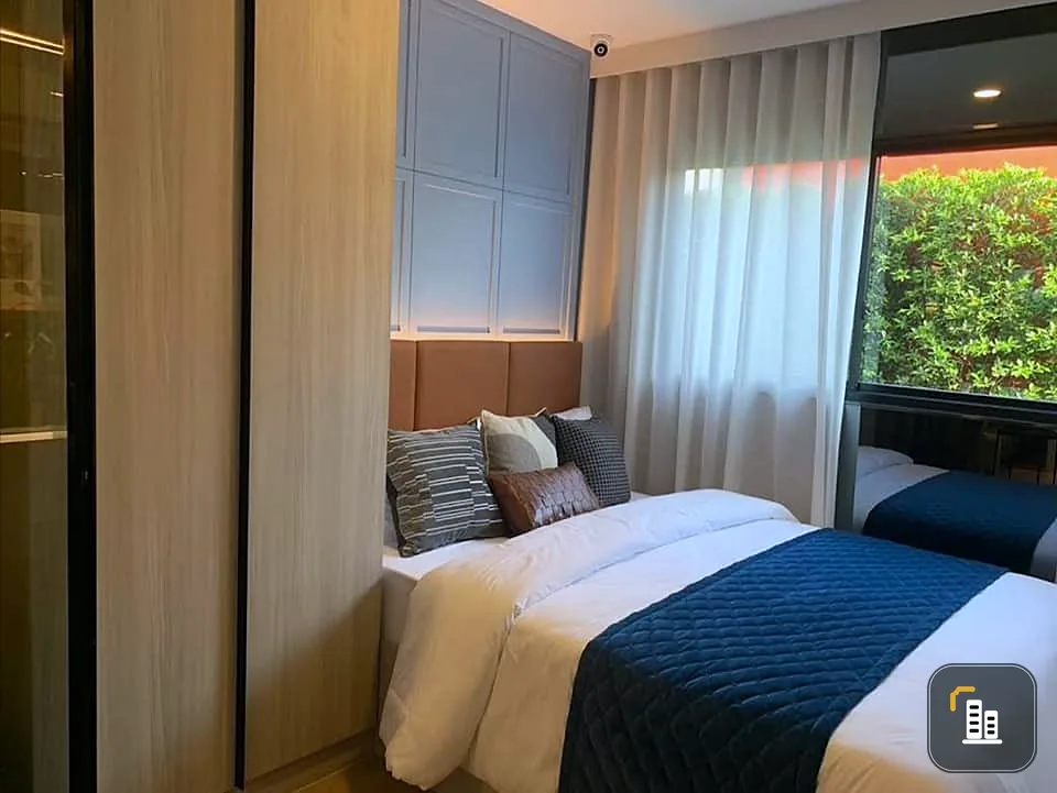 Selling down payment, The Origin Bang Khae, Combine room with 1 Walk-in Close room, great price, must come and buy now.
