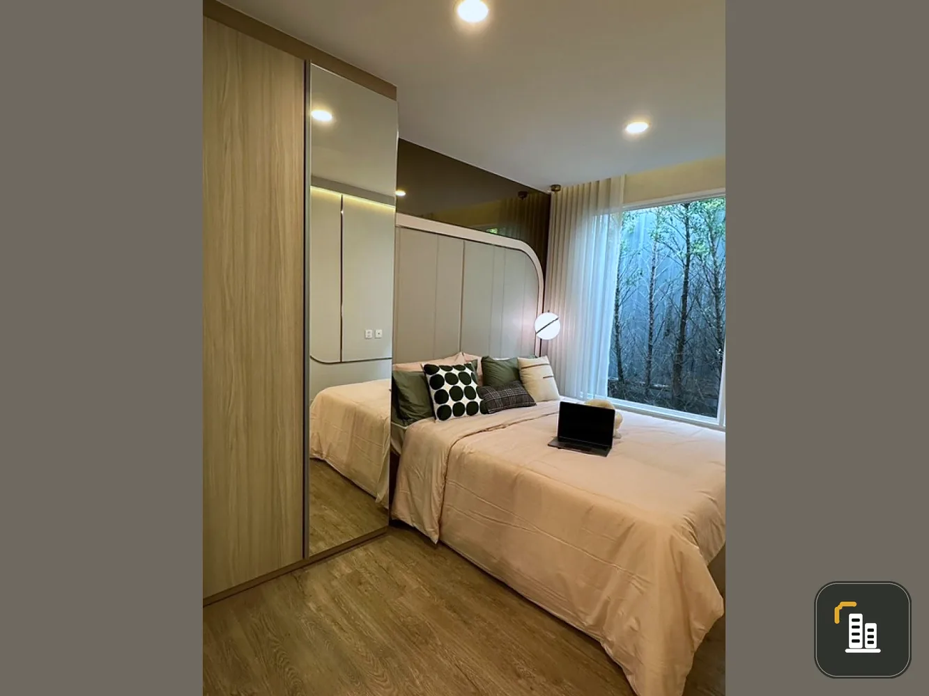 Selling down payment, The Origin Phahon Yothin 57, 3rd floor, not very high, glass partitioned room, garden view, hurry and reserve.