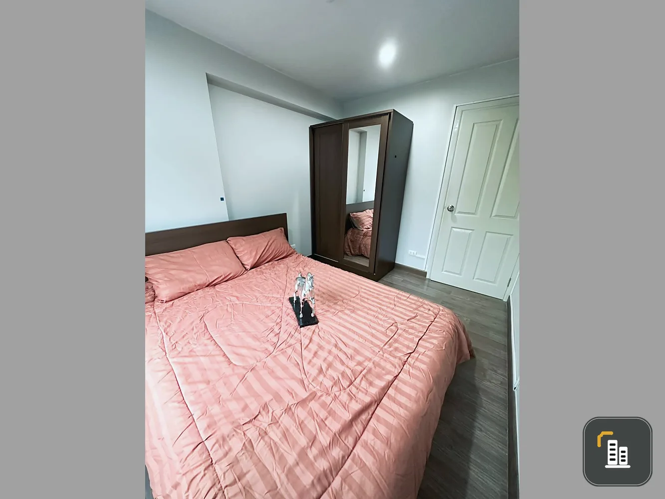 For sale: U Tree Condo @ Kaset Intersection, 2nd floor, not high, separate rooms, with amenities. Hurry and reserve now.