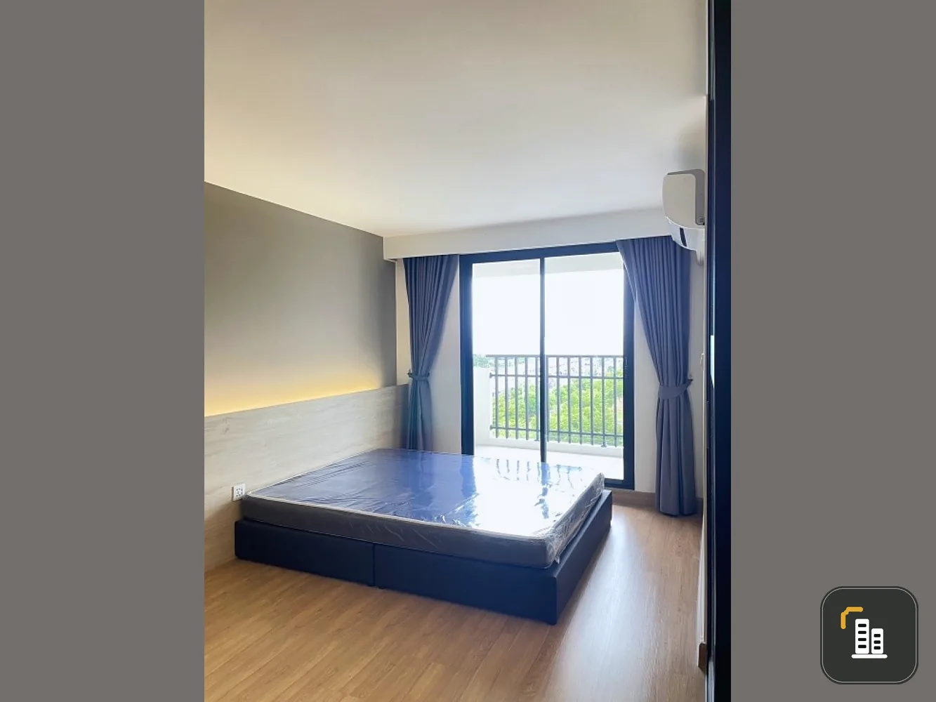 For sale: Level Condominium, 6th floor, spacious room, beautifully decorated, ready to live in, with facilities, don't miss it.