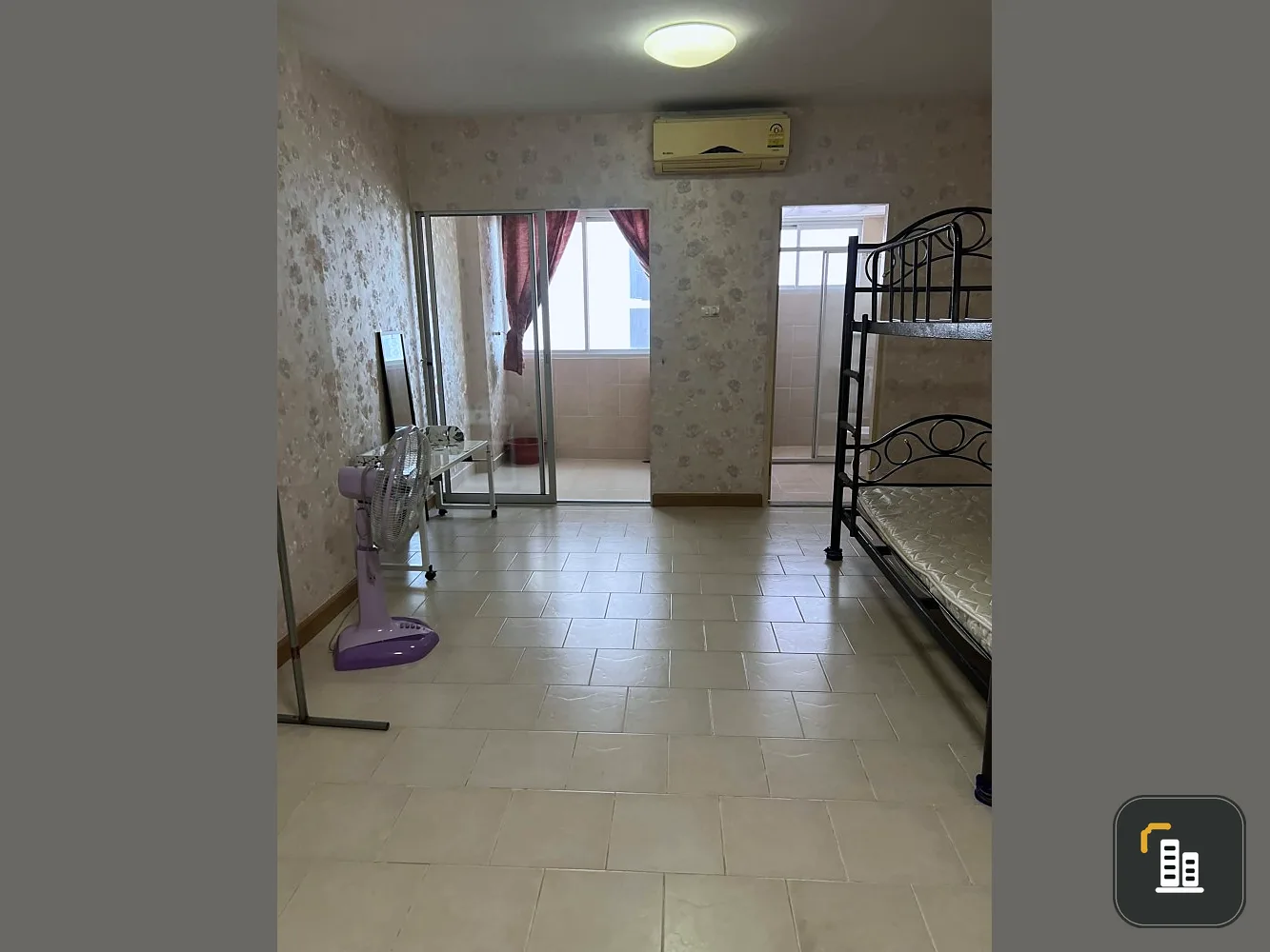 For sale: City Home Ratchaprarop, high floor, empty room, spacious, with good wallpaper. Hurry and book before it's gone.