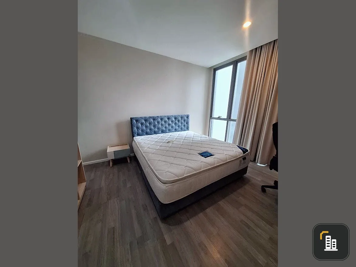 Urgent Sale!! Condo for sale at The Room Sukhumvit 69, 18th floor, beautiful unit, fully furnished, ready to move in. Don't miss out!!