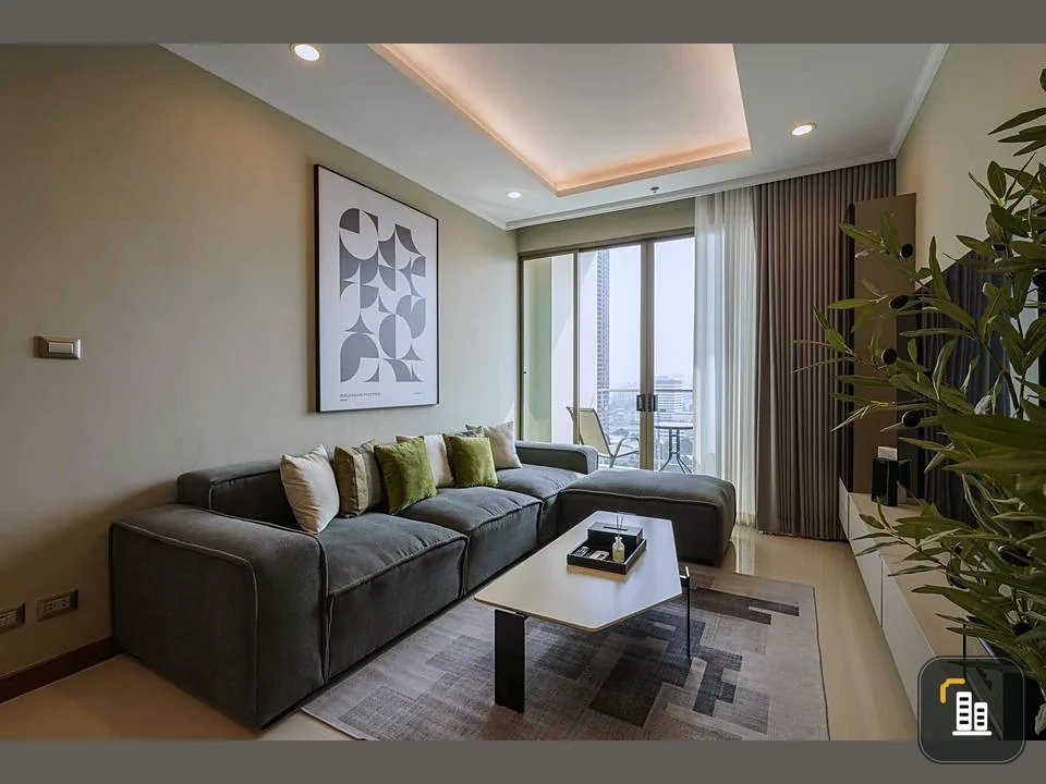 For rent Supalai Oriental Sukhumvit 39, high ceiling room, corner unit, open view! Best location, hurry!