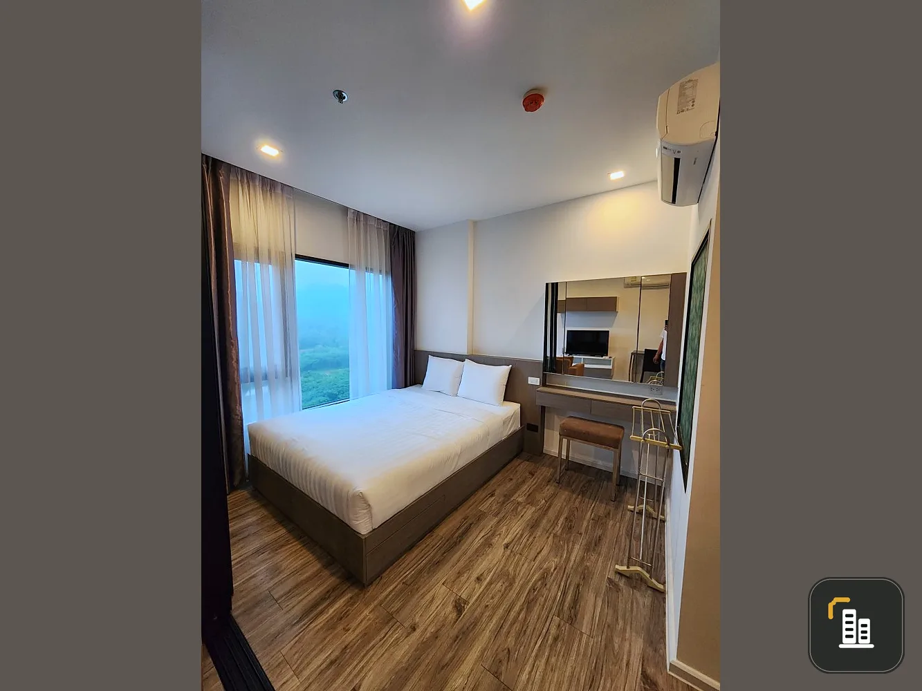 Condo for rent, Knightsbridge The Ocean Sriracha, 16th floor, mountain view, affordable price, convenient, complete in one place, hurry and book.