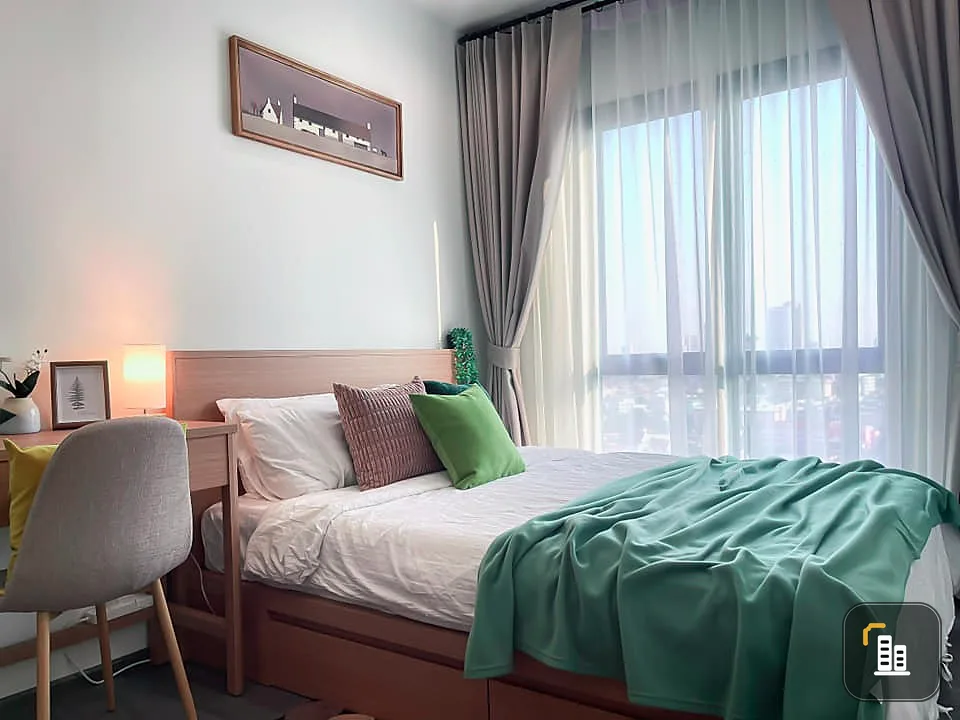 For sale: The Rich @ Sathorn-Taksin, 17th floor, good view, stylishly decorated, fully furnished, just bring your bags and move in.