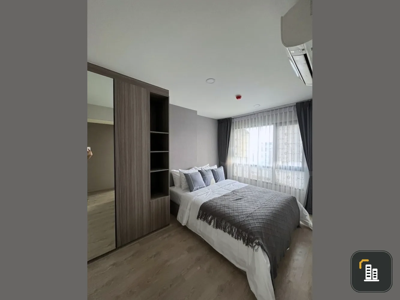 Urgent sale: The Origin Sukhumvit 105, corner room, spacious, very private, full facilities, book now.