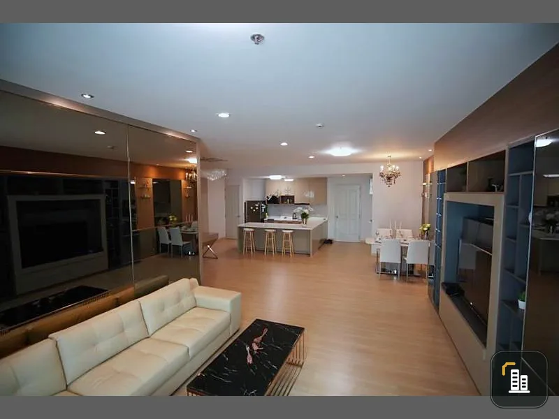 Condo for rent, Baan Sathorn, Chao Phraya, beautiful room, Saphan Taksin view, fully furnished, ready to move in, near BTS Krung Thon Buri, book now