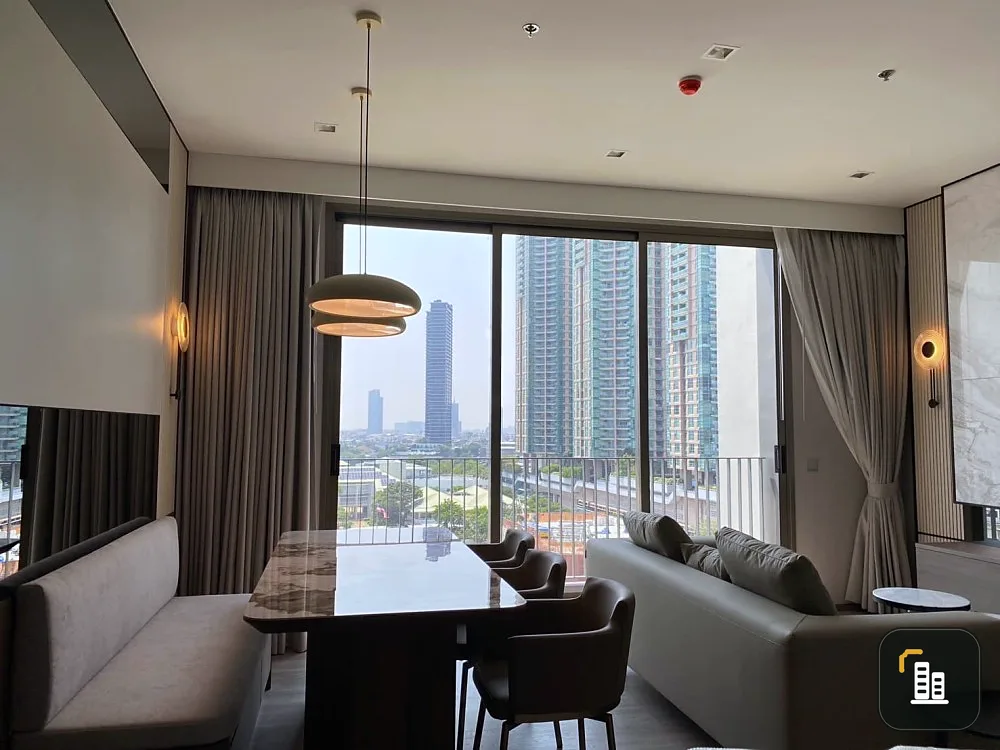 For sale, for rent, Rhythm Charoenk Pavilion, large room, fully furnished, ready to move in. Don't miss it.
