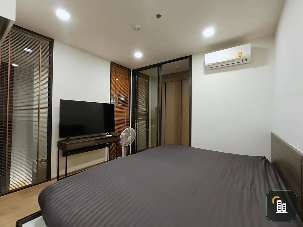 For sale, for rent, Centric Ratchayothin, view of the project garden and the electric train, duplex room, 6.2 meter high ceiling, beautiful room.