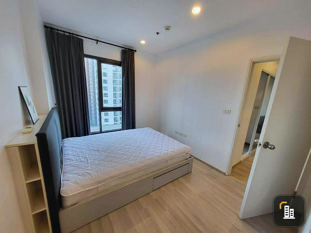 For sale Centric Ratchada Huaikwang Condominium, ready to move in, complete here, must hurry to buy now.