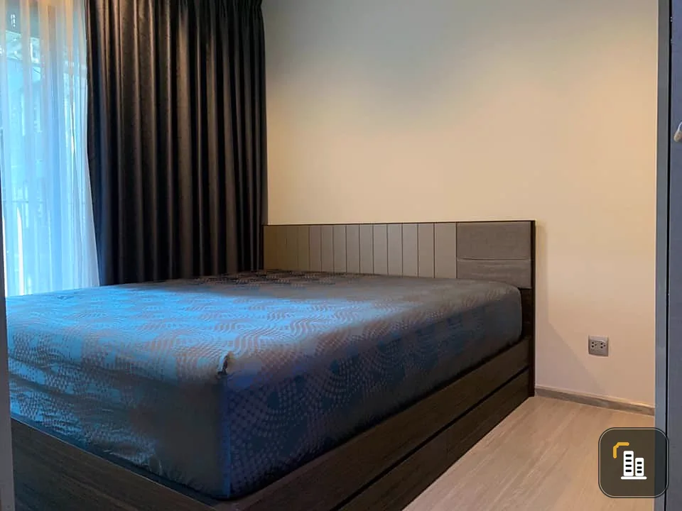 For sale: Life Asoke-Rama 9, complete with electrical appliances, large-screen TV and washing machine ready to use. Hurry, it will be gone soon.