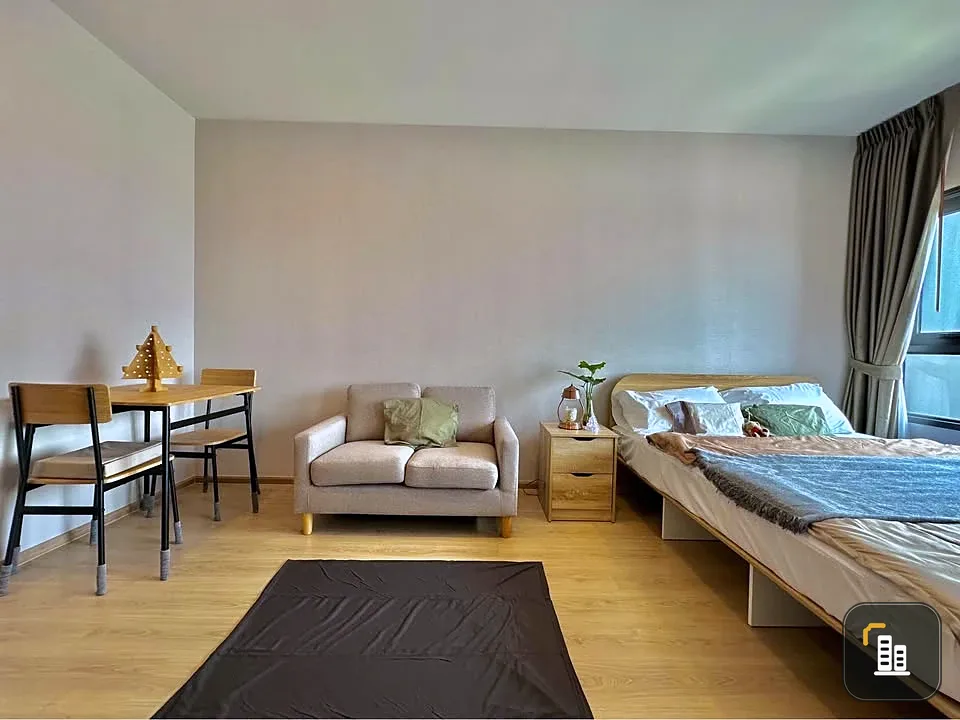 For rent: Life Rama 4 - Asoke, 19th floor, beautiful city view, corner room with privacy, don't miss it!