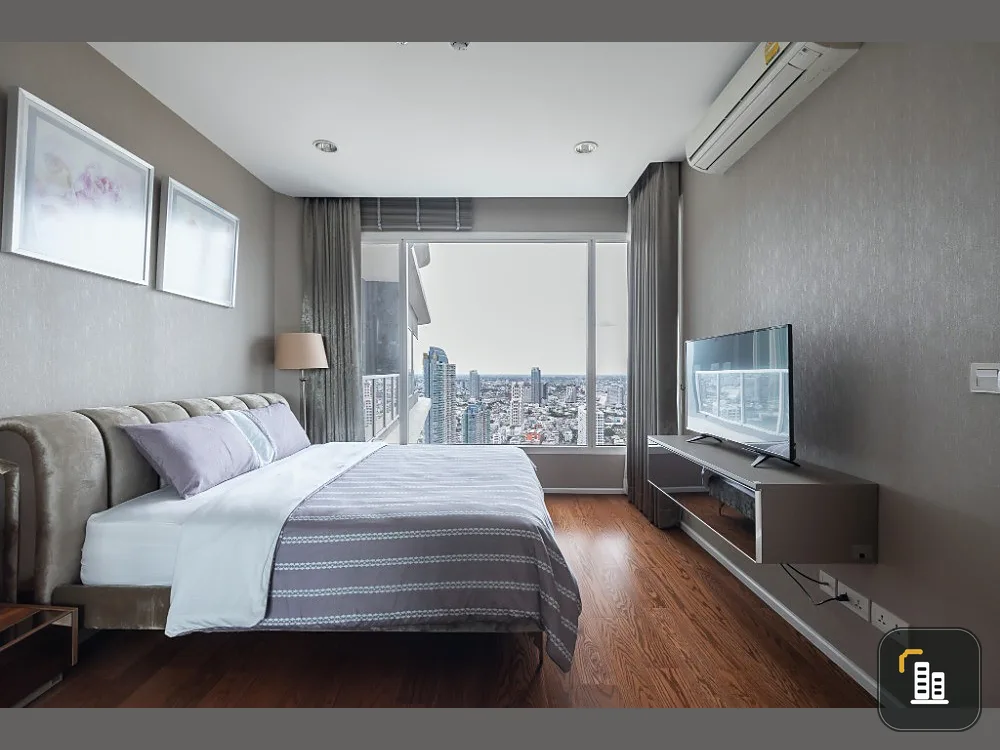 For rent, Mae Nam Residence, high floor, very large room, fully furnished, complete with furniture. Don't wait, book now.