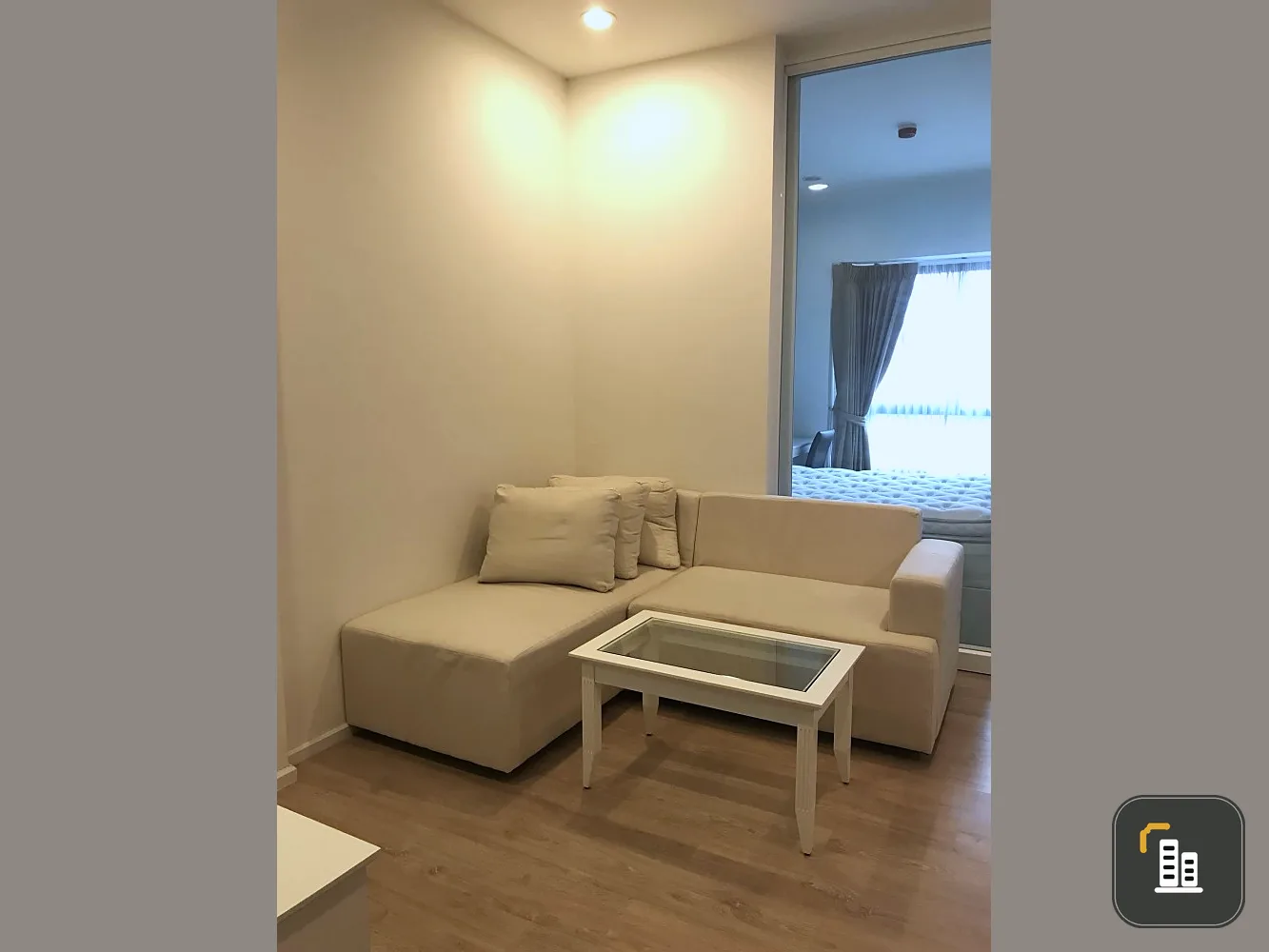 Urgent sale!! S One Rama 9, 5th floor, ready to move in, good price, don't miss, book now!!