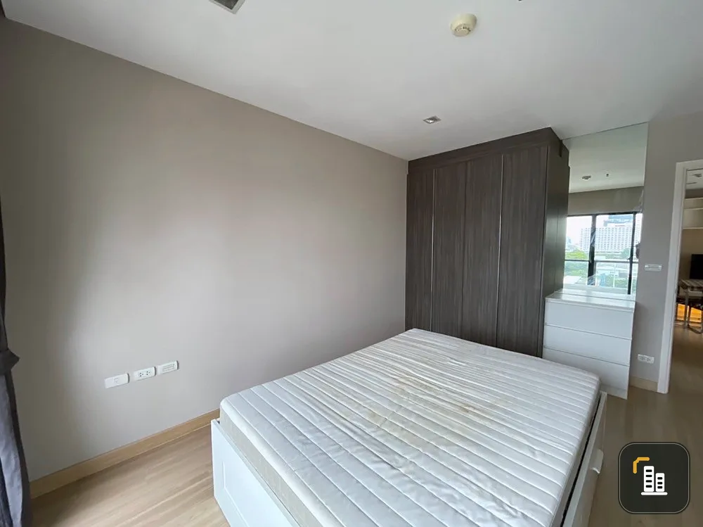 For sale: Urbano Absolute Sathon-Taksin, 10th floor, fully furnished, nice to live in, reserve now, don't miss out, hurry!