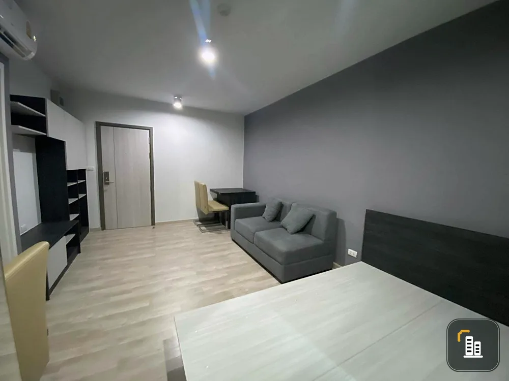 For sale: Estabe Phahon Yothin 18, 3rd floor, Building C, near Suan Rot Fai, fully furnished, ready to move in with just your bags.