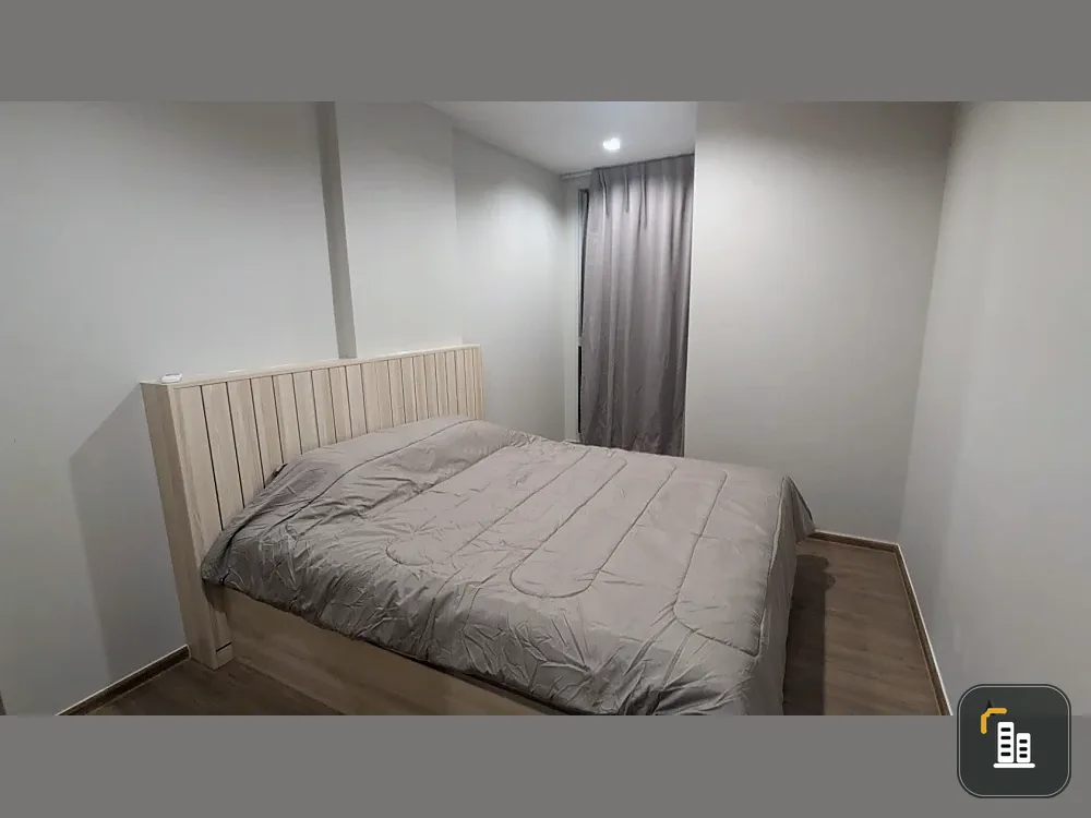 For rent, Q Prasanmit, fully furnished, Japanese style, 1st floor, no hassle, use the elevator, there is a garden behind the room, urgent