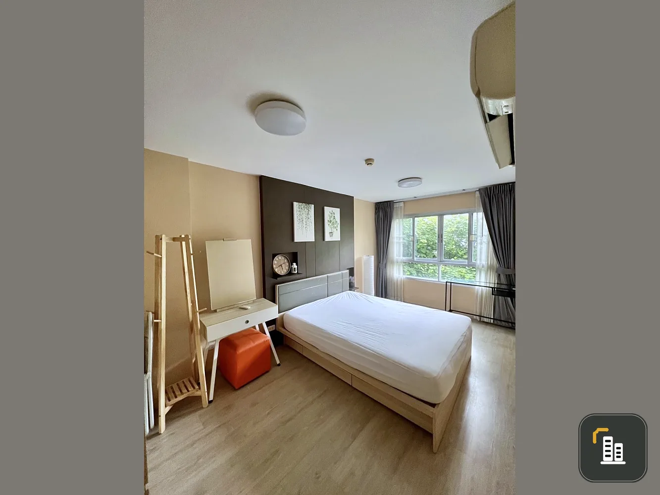 For sale Elio Del Ray, a nice room, ready to move in, with amenities. You must hurry to reserve it.