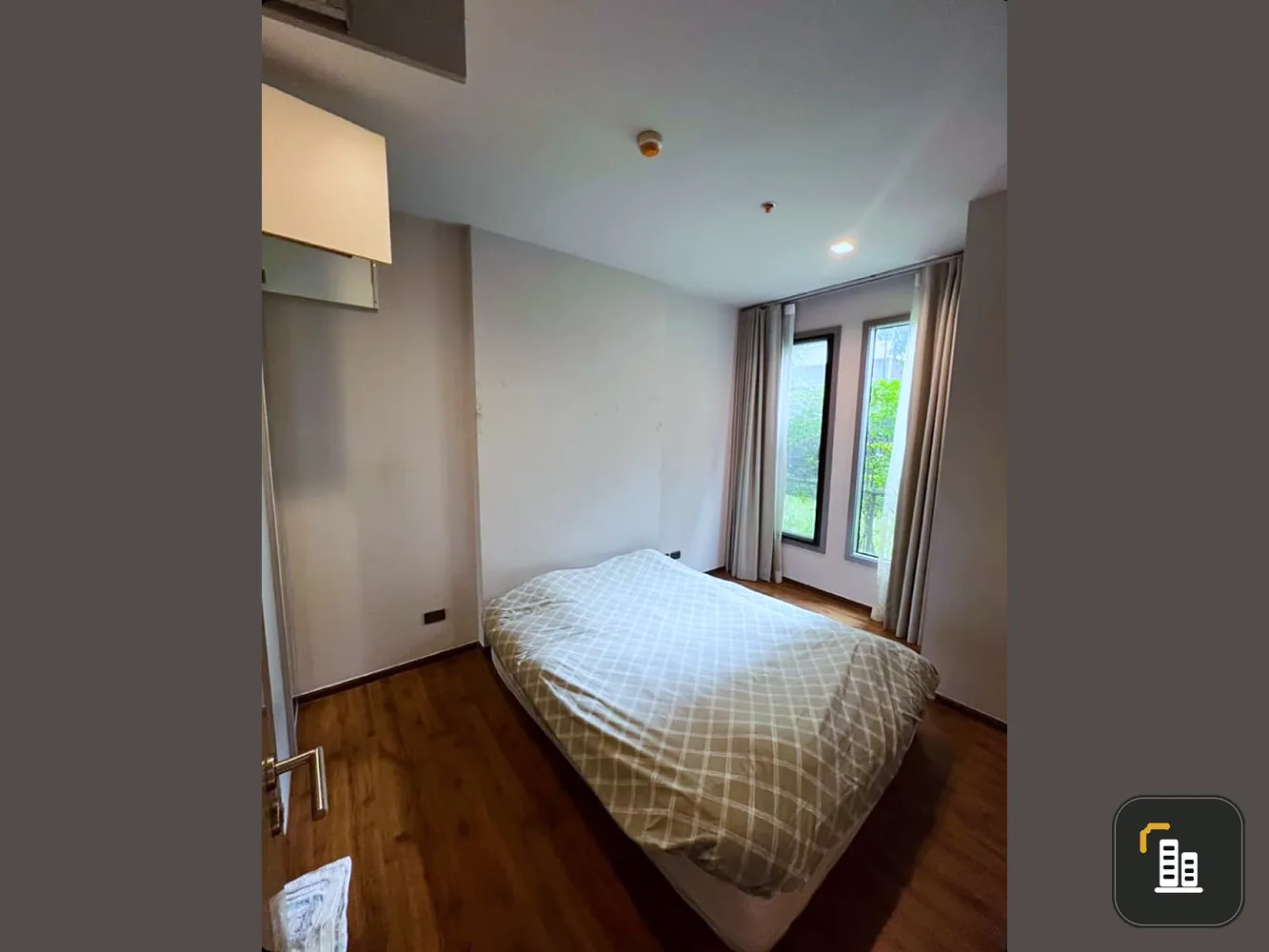 For sale: Seal by Sansiri Ekamai, 1st floor, large room, not hot, very private. Interested? Hurry and book now. Urgent!
