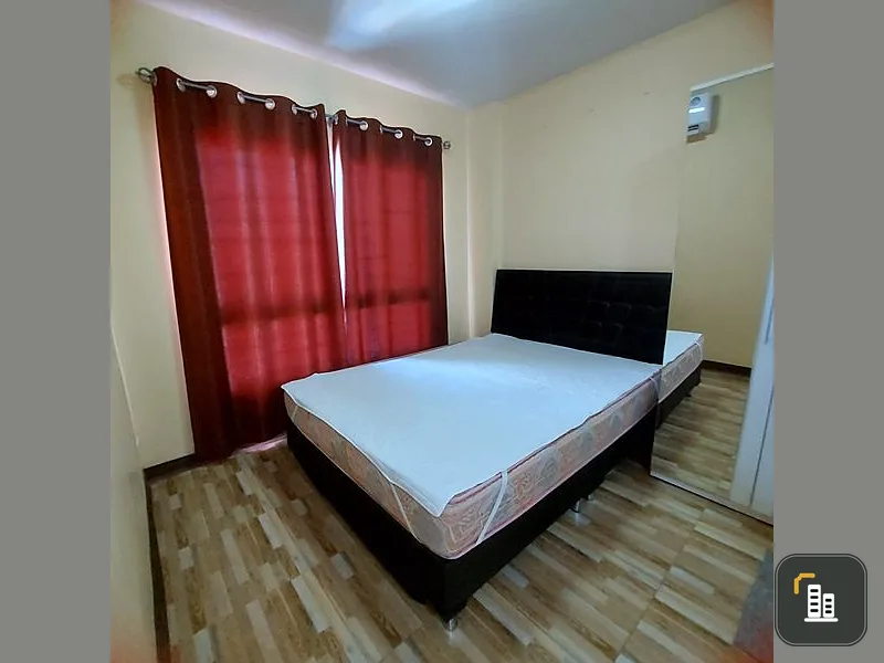 For rent: The Kith Lumlukka Klong 2, 7th floor, fully furnished and equipped with electrical appliances. Reserve now, urgently!