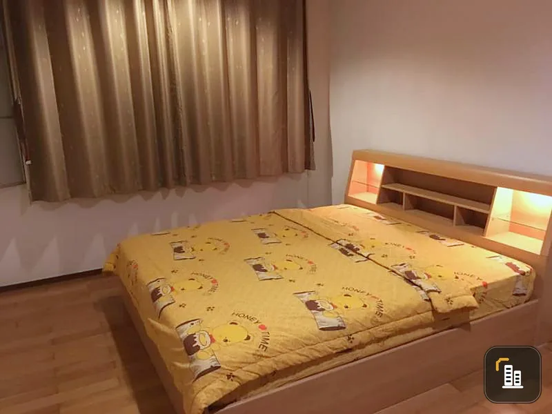 For rent Villa Sathorn, new room, new furniture Wide use area, big, worth it, super hit. Hurry up to reserve.