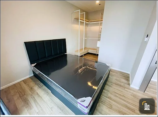 For sale, Ease 2 Rama 2, 6th floor, city view, fully furnished room, ready to move in, hurry and reserve to be the owner, urgent.
