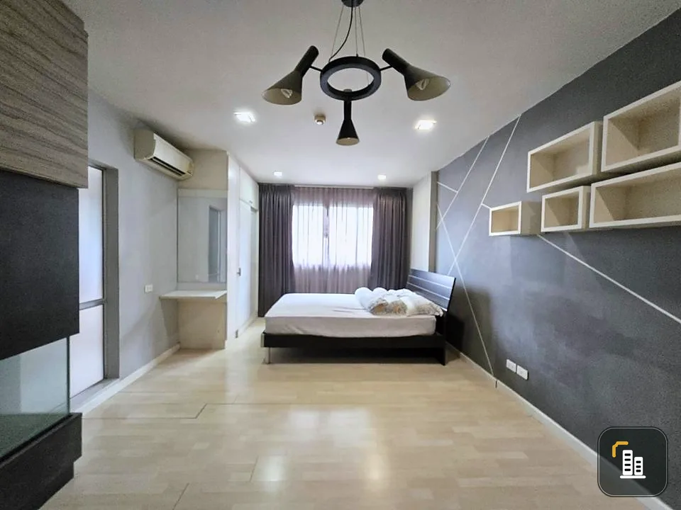 For sale: Dee Condo Ramintra, 2nd floor, beautiful room, fully furnished, ready to move in, reserve now, don't miss out.