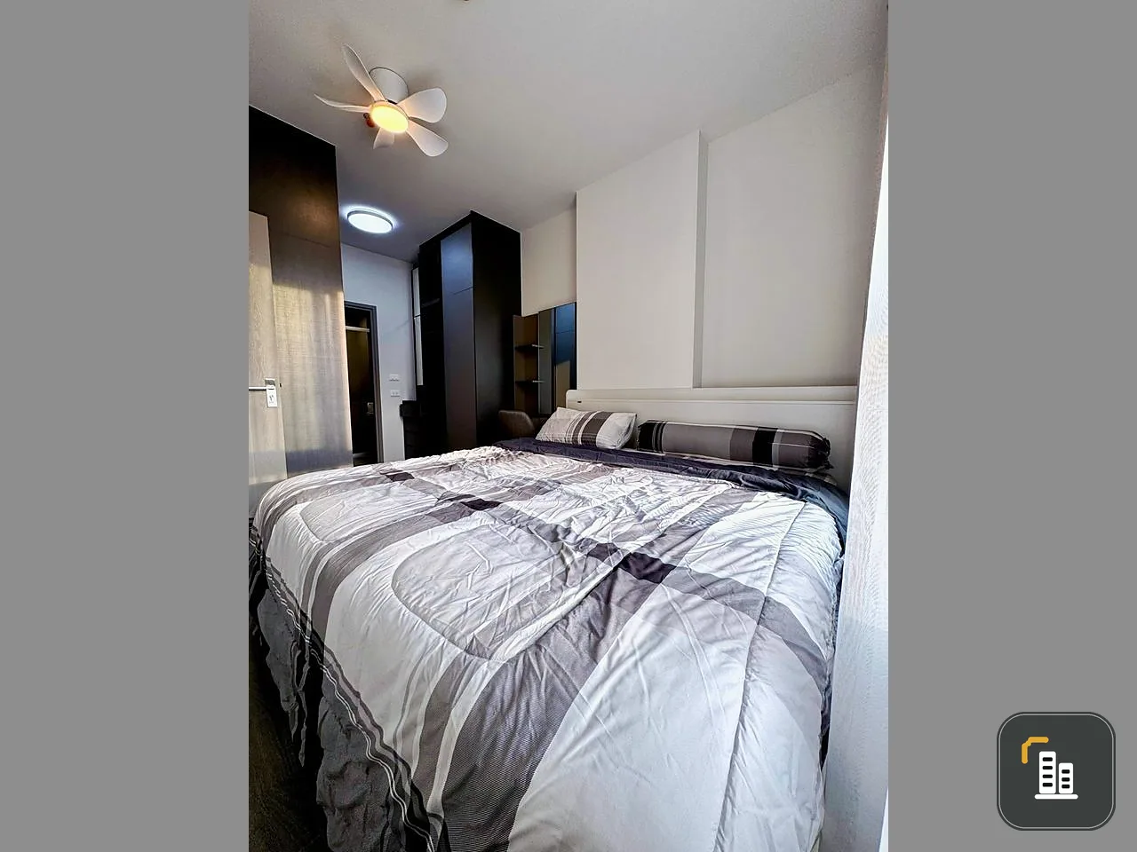 For rent, Ideo Sukhumvit - Rama 4 with private green garden view and swimming pool, spacious balcony, don't miss it.