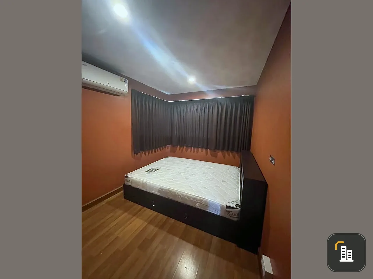 For sale or rent Metro Park Sathorn, empty room, can be decorated in your own style, good price, you will regret it if you miss it.