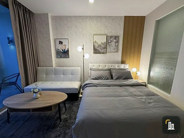 For sale: The Riviera Wong Amat Beach, 35th floor, sea view and city view. Interested in booking now, don't miss out.