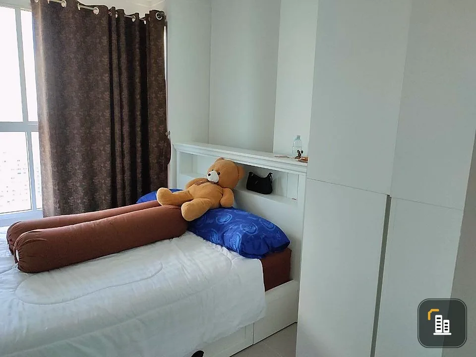 For sale: Lumpini Park Beach Jomtien (Jomtien), high floor, sea view, wide balcony, very good atmosphere, interested in booking now.