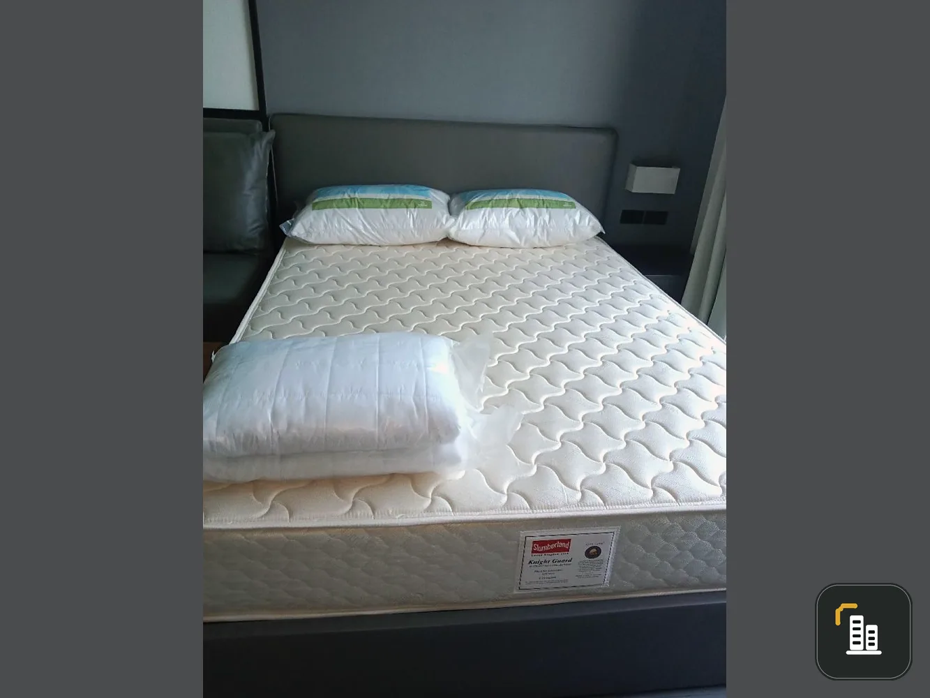 For sale: AQ Elix-Residence, Research Center, 3rd floor, fully furnished and equipped with electrical appliances. Reserve now.