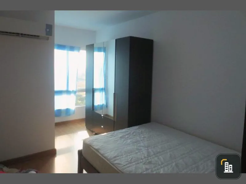 For rent Supalai River Resort, spacious room, everything is complete. Both furniture and electrical appliances are very good. Urgent rent.
