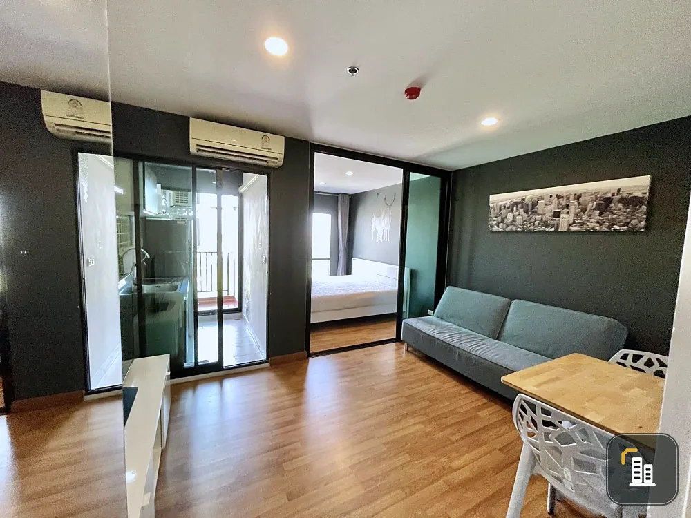 Urgent sale, Regent Home 18 Condo, Chaeng Watthana-Lak Si, clearly separated rooms, reasonable price, hurry and come and reserve your ownership.