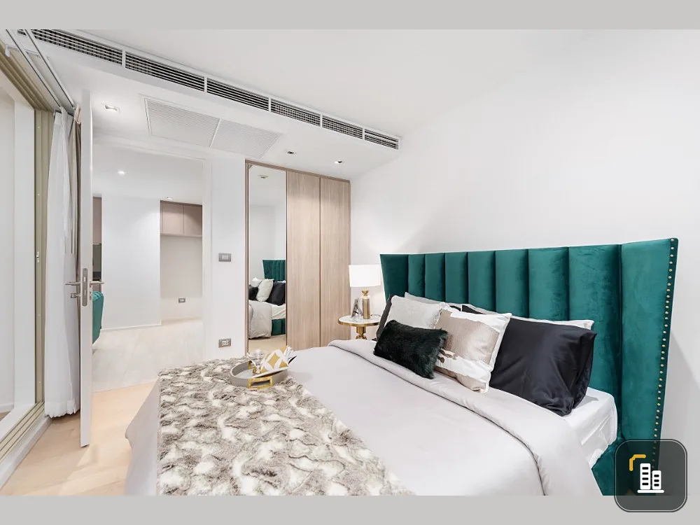For sale: Craft Ploenchit, 2 bedrooms, beautiful room, fully furnished, very cool. Interested in owning one? Hurry and reserve now.