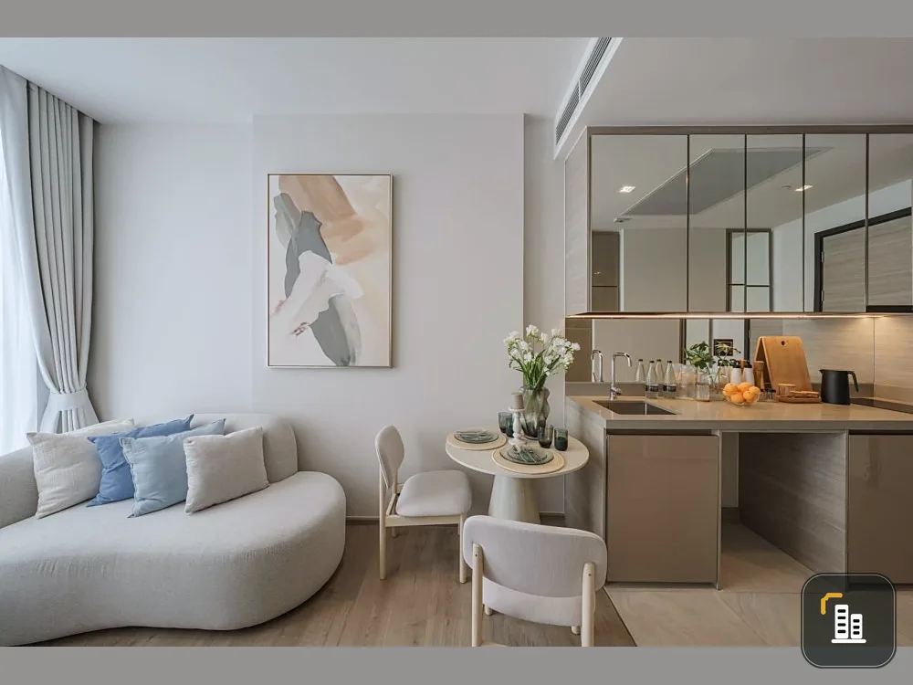 For rent: The Crest Park Residence, 34th floor, city view, beautiful room, very cool decorations, if interested, hurry and book now, urgently.