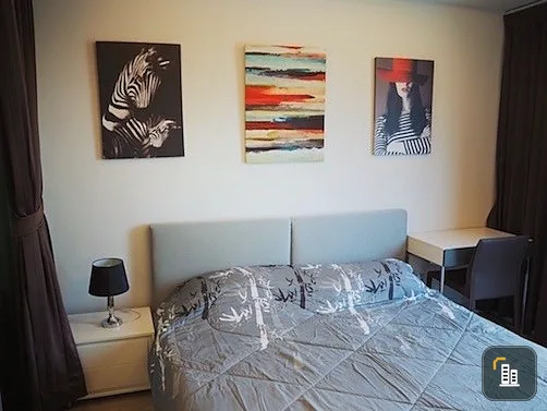 For sale: Bridge Sathorn-Narathiwat, city view, fully furnished, large bed, soft and comfortable to sleep on, hurry and reserve before you miss out.