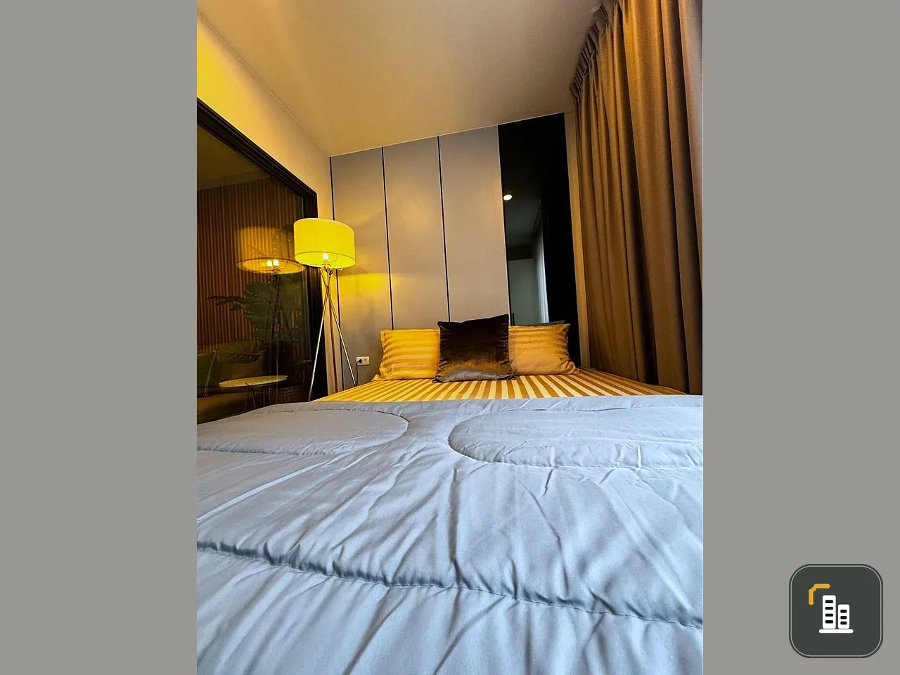 For rent Blue Sukhumvit 89, a beautifully decorated room with excellent built-in furniture. I must say that you must hurry and reserve it.