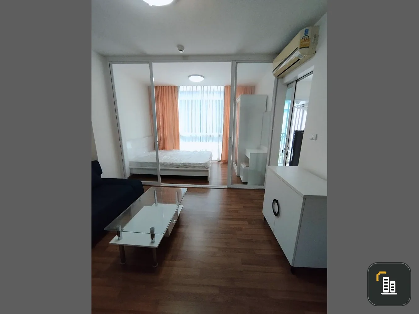 For sale: Max Condominium Ngamwongwan, 2nd floor, partitioned room, comes with complete decorations. Reserve now, don't wait.