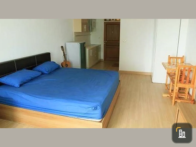 Condo for sale, Supalai River Place, beautiful view, view of the Chao Phraya River. Asiatique side. Buy now. Don't miss it.