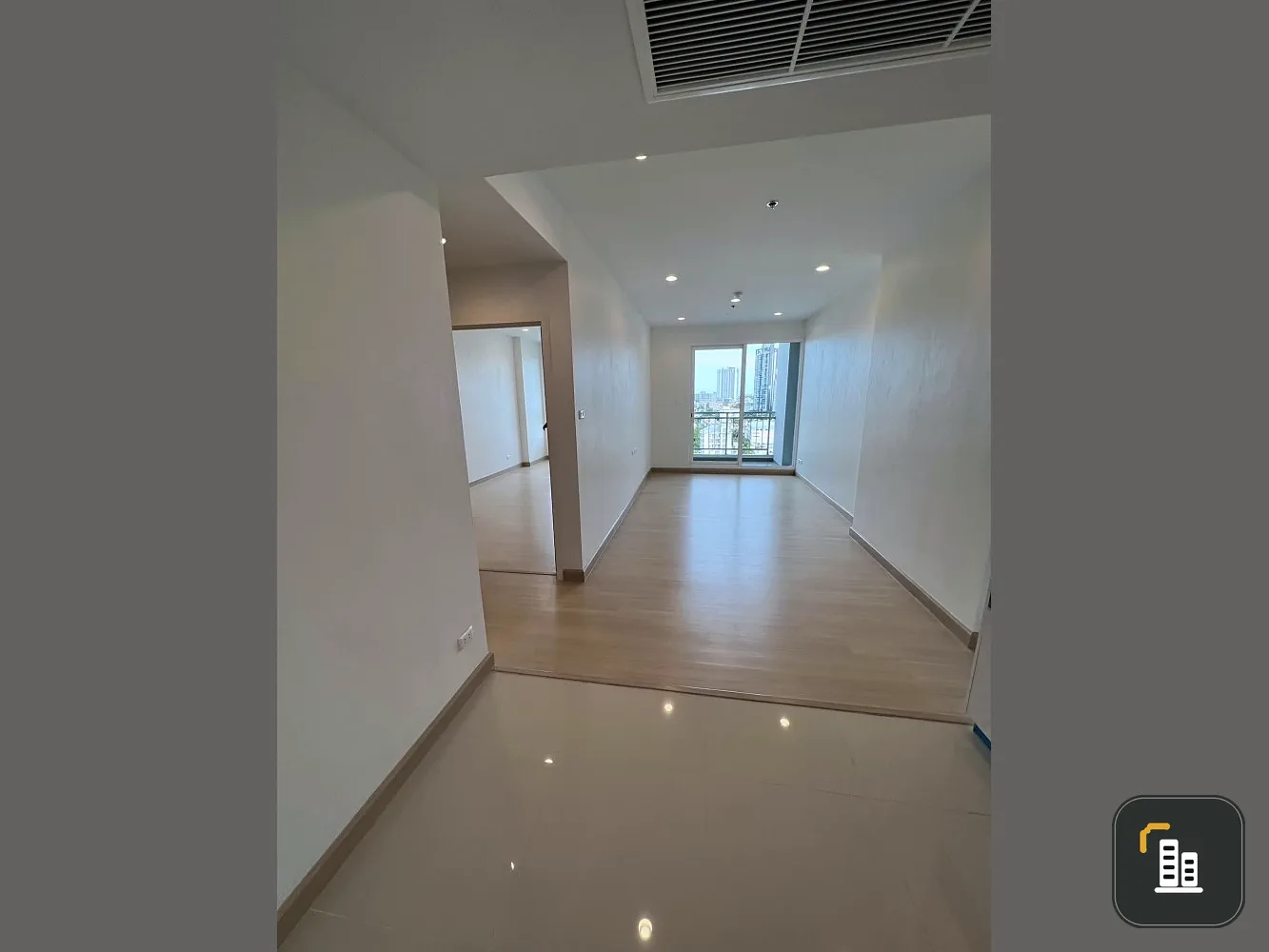 Condo for sale Supalai Lite Ratchada-Narathiwat, empty room, 9th floor, swimming pool view, comes with usable space, reserve now