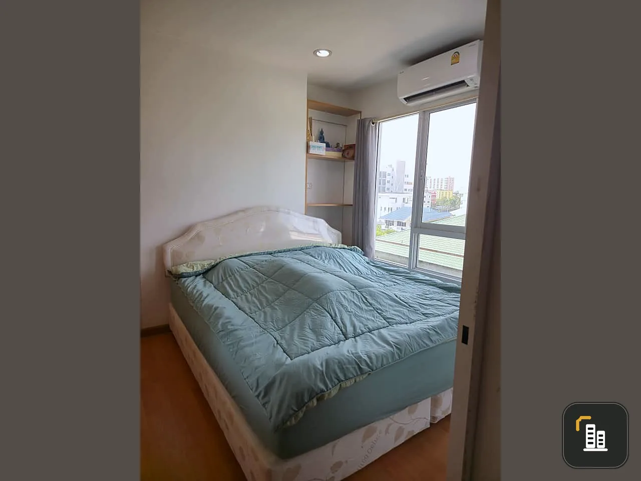 For sale: The Crystal Condominium, 2 rooms, good location, beautiful view, no buildings blocking the view, wide balcony, lots of freebies, can you not