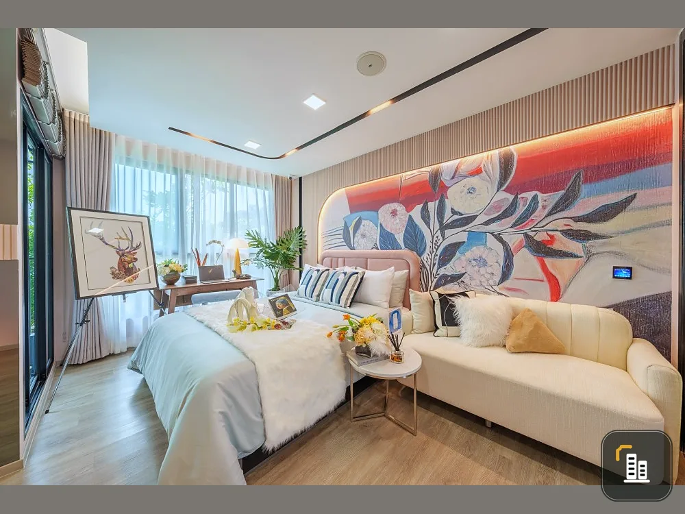 Down payment sale, Atmoz Palacio Lat Phrao-Wang Hin, swimming pool view, fully furnished, book now before you miss out.