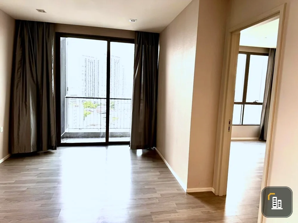 For sale: The Room Sathorn-Saint Louis, 14th floor, corner room, very large, airy, comfortable, private, hurry to reserve ownership.