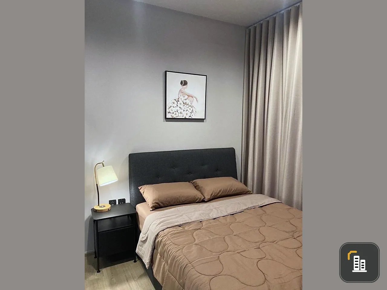 For rent: The Crest Park Residence, 35th floor, spacious room, beautifully decorated, complete facilities, hurry and book now.