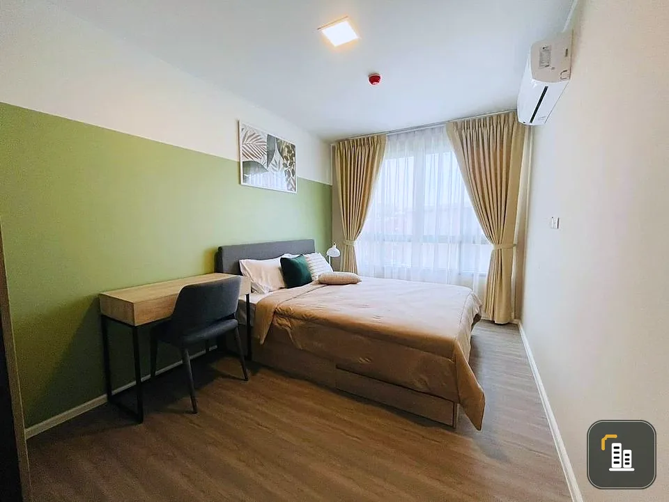 For rent: D Condo Hideaway Rangsit Phase 4, simply decorated but complete, garden view + swimming pool, very worth booking.