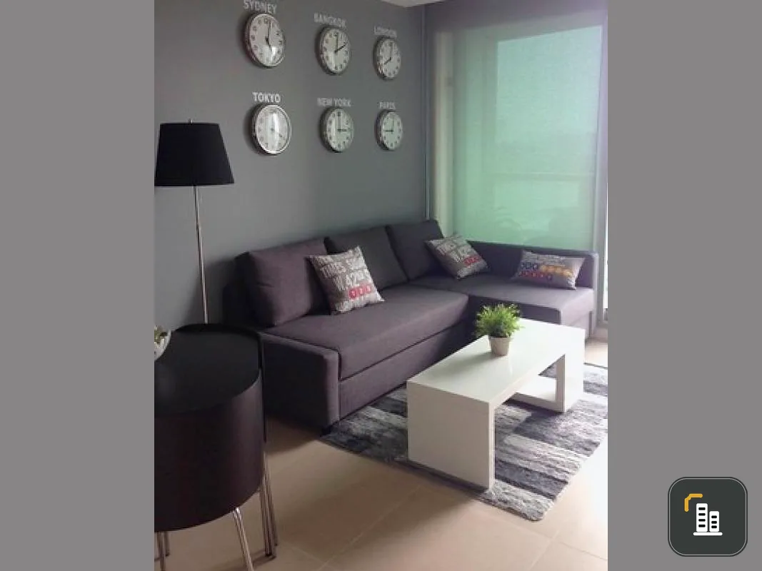 Condo for rent, The River, decorated in cozy style with a clock. It is the most suitable room for relaxation. Can't miss it
